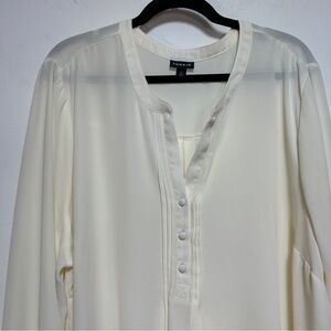 Torrid Ivory White Semi-Sheer Button Front Pintuck Blouse Lightweight  3X